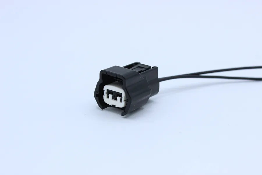 Sumitomo Female Injector relief Black - 2 Terminal in Style: Connector Only. Sumitomo Injector relief in Black. These connectors are typically found in OEM applications and are available as a connector only or as a flying lead. An extra terminal is includ