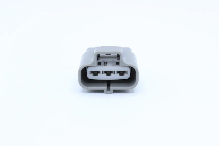 Sumitomo Female TS Gray tab width 4.8 - 3 Terminal in Style: Connector Only. Sumitomo TS in Gray. These connectors are typically found in OEM applications and are available as a connector only or as a flying lead. An extra terminal is included with every