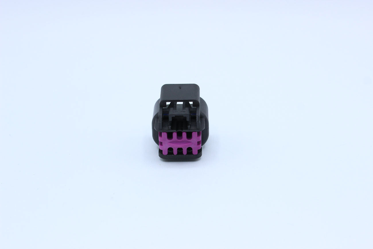 Delphi Female GT150 Black Code 1 - 6 Terminal in Style: Flying Lead. Delphi GT150 in Black. These connectors are typically found in OEM applications and are available as a connector only or as a flying lead. An extra terminal is included with every connec