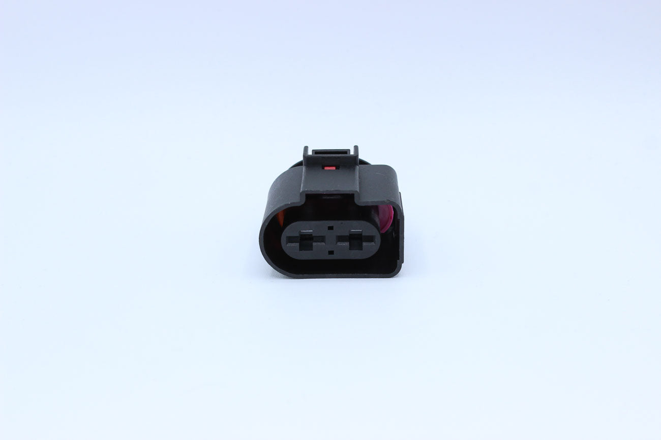 Delphi Female DUCON Black - 2 Terminal in Style: Connector Only. Delphi DUCON in Black. These connectors are typically found in OEM applications and are available as a connector only or as a flying lead. An extra terminal is included with every connector,