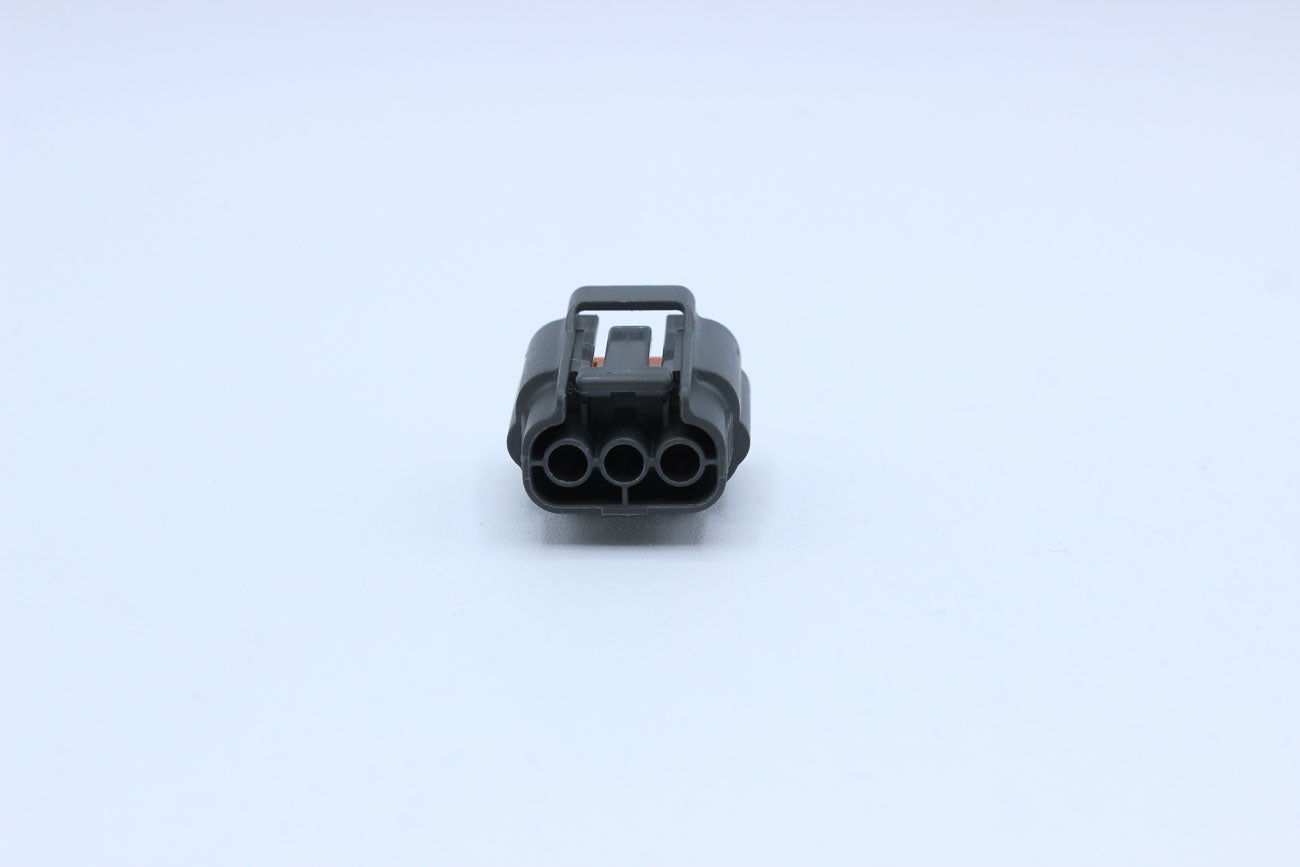 Sumitomo Female DL Gray - 3 Terminal in Style: Flying Lead. Sumitomo DL in Gray. These connectors are typically found in OEM applications and are available as a connector only or as a flying lead. An extra terminal is included with every connector, becaus