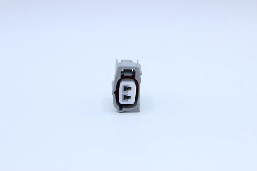 Sumitomo Female TS Grey Horizontal lock tab layout - 2 Terminal in Style: Connector Only. Sumitomo TS in Grey. These connectors are typically found in OEM applications and are available as a connector only or as a flying lead. An extra terminal is include