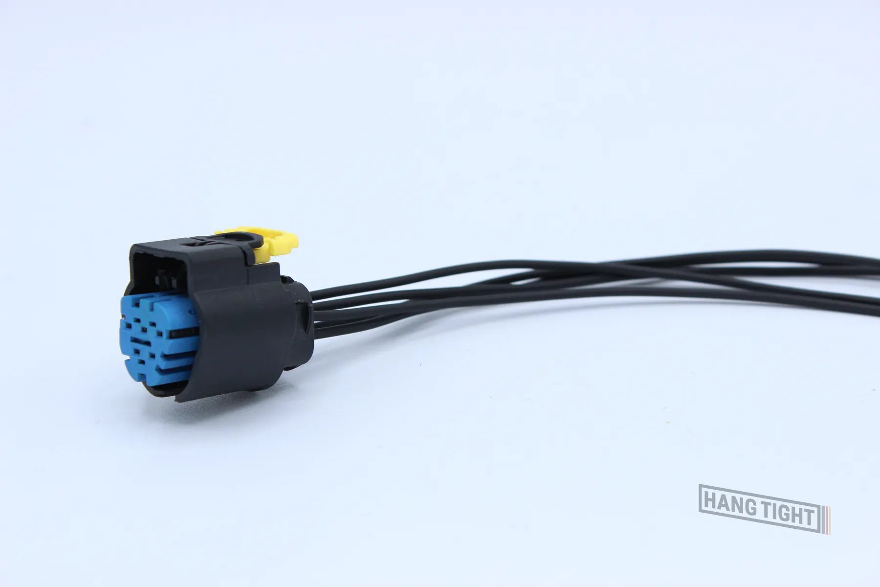 Bosch Female Trapez Black Code B - 5 Terminal in Style: Connector Only. Bosch Trapez in Black. These connectors are typically found in OEM applications and are available as a connector only or as a flying lead. An extra terminal is included with every con
