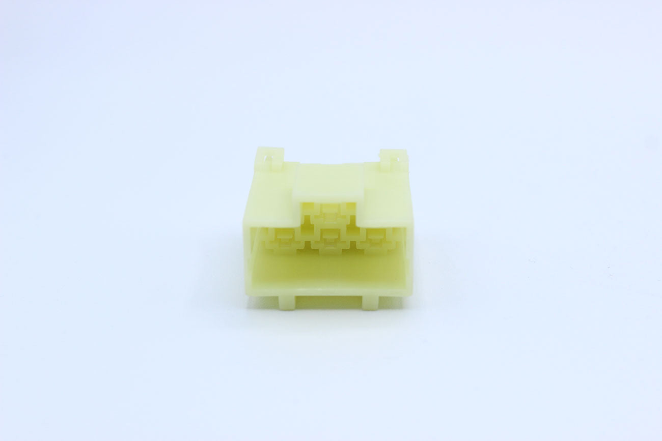 KET Male 250 Clear - 6 Terminal in Style: Flying Lead. KET 250 in Clear. These connectors are typically found in OEM applications and are available as a connector only or as a flying lead. An extra terminal is included with every connector, because mistak