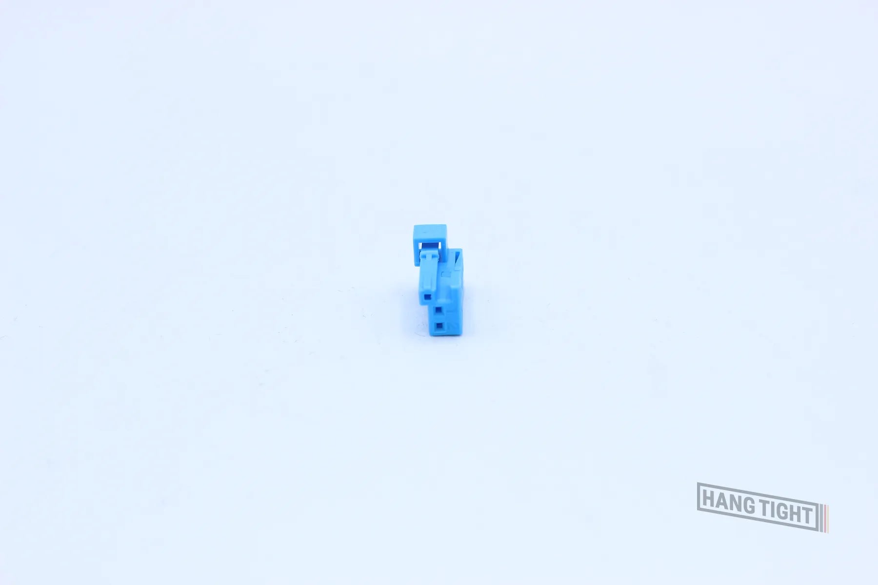 TE Female MQS Type 3 non insulated Blue - 2 Terminal in Style: Flying Lead. TE MQS Type 3 non insulated in Blue. These connectors are typically found in OEM applications and are available as a connector only or as a flying lead. An extra terminal is inclu