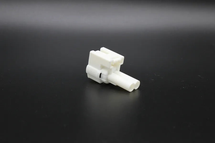 Sumitomo Male MT White Mounting tab - 2 Terminal in Style: Connector Only. Sumitomo MT in White. These connectors are typically found in OEM applications and are available as a connector only or as a flying lead. An extra terminal is included with every c