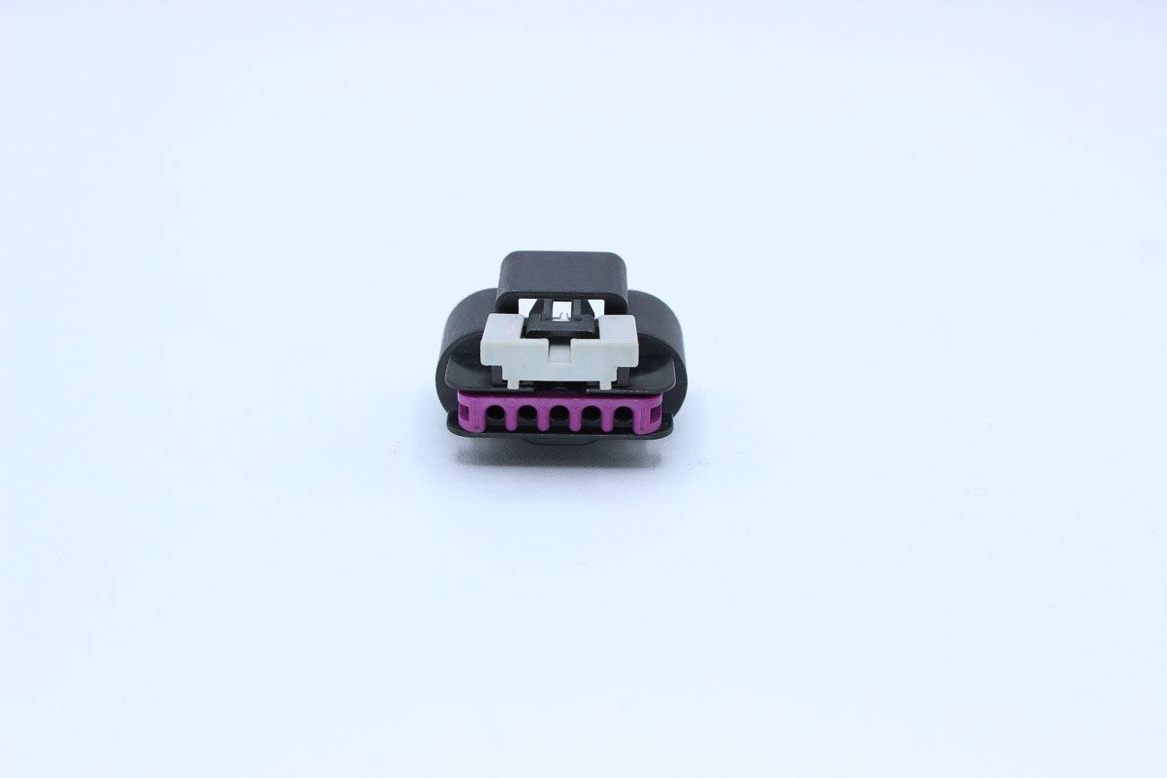 Delphi Female GT150 Black Shrouded - 5 Terminal in Style: Connector Only. Delphi GT150 in Black. These connectors are typically found in OEM applications and are available as a connector only or as a flying lead. An extra terminal is included with every c