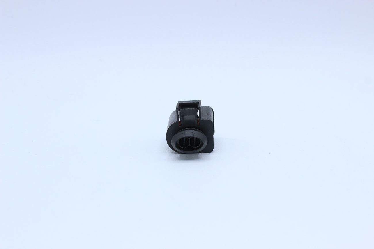 FCI Female HPCS Black - 2 Terminal in Style: Flying Lead. FCI HPCS in Black. These connectors are typically found in OEM applications and are available as a connector only or as a flying lead. An extra terminal is included with every connector, because mi
