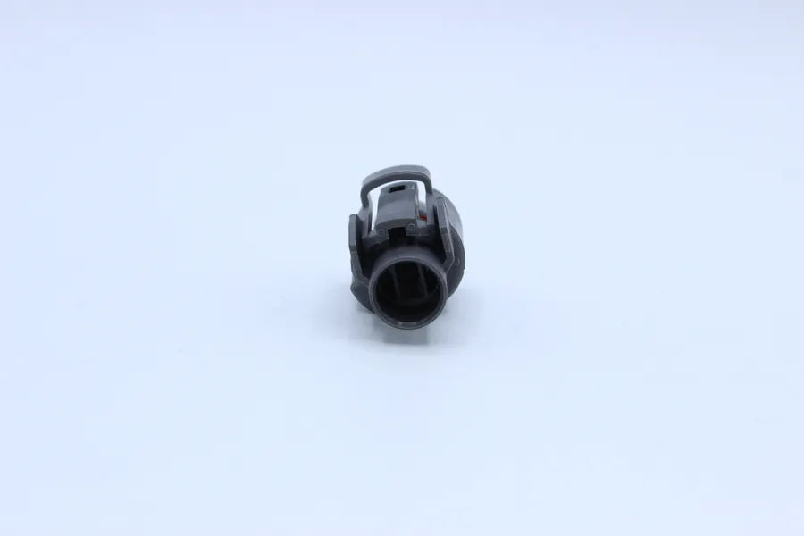 Sumitomo Female HW Gray - 2 Terminal in Style: Connector Only. Sumitomo HW in Gray. These connectors are typically found in OEM applications and are available as a connector only or as a flying lead. An extra terminal is included with every connector, bec